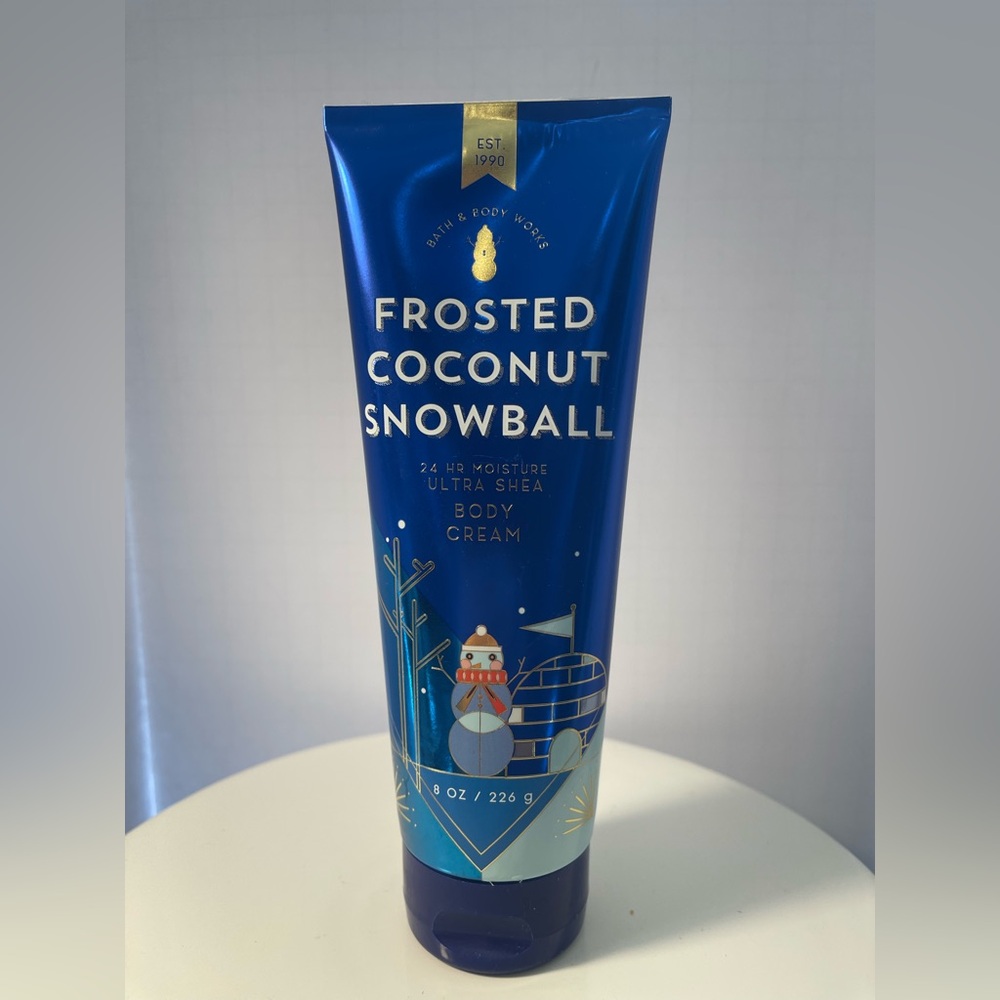 Bath & Body Works Frosted Coconut Snowball Body Cream - 8 fl oz NWT *